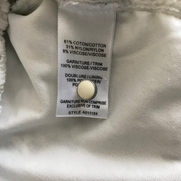 CHIC by Jacob White Lace Tank - Picture 9 of 9